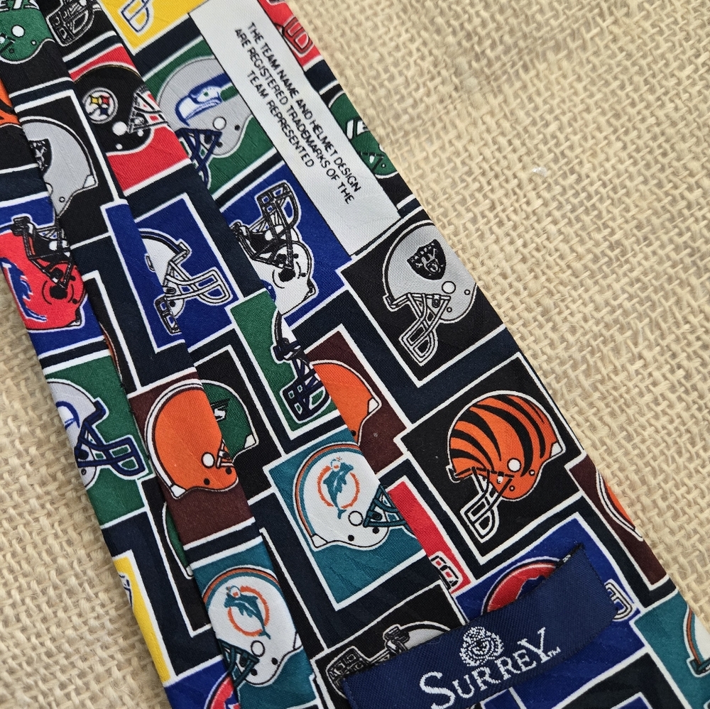 NFL Football Team Vintage Tie Dolphins Cardinals - Picture 3 of 4